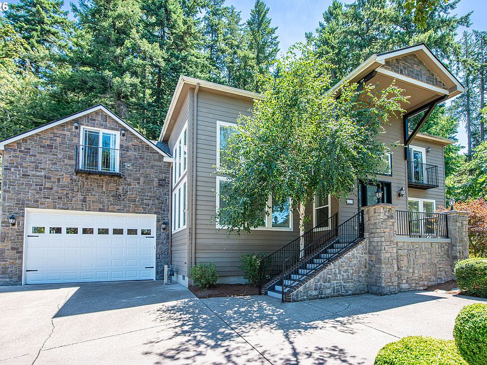 1st image of 2631 Park Forest Dr