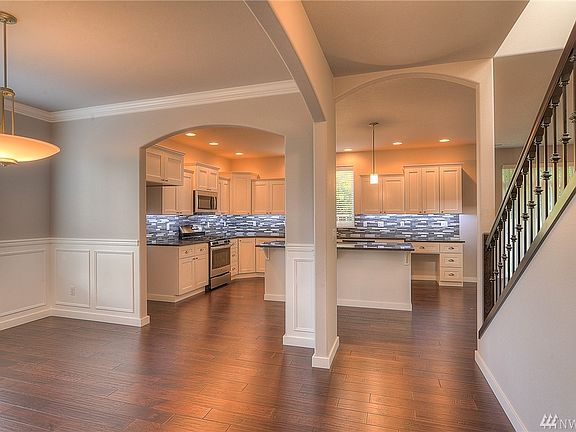 2nd image of 2843 Shelburne Way SE