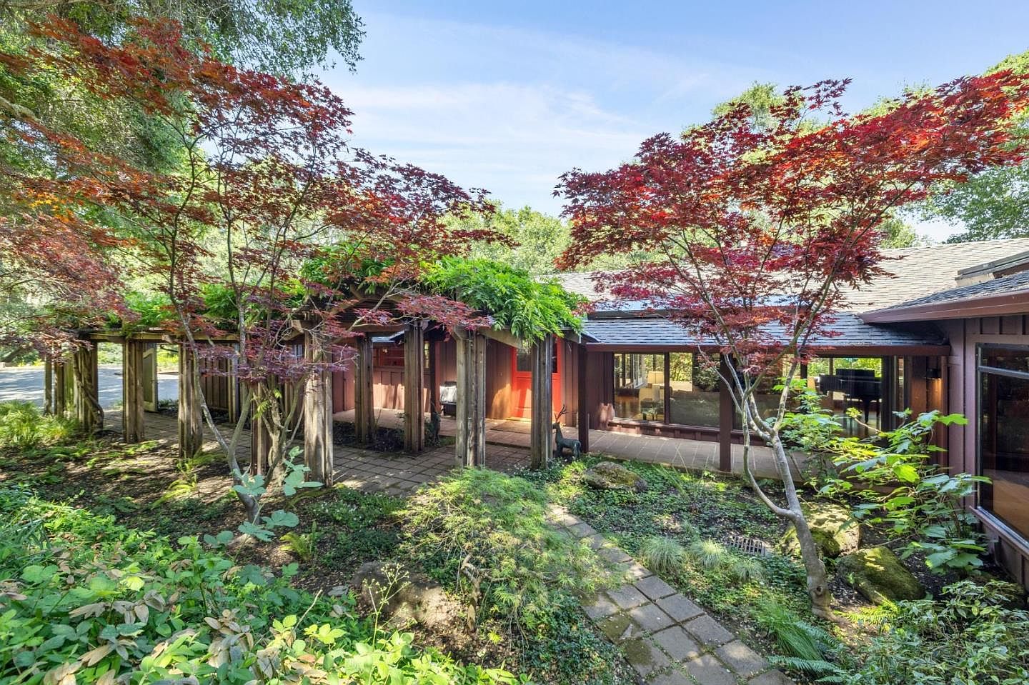 19 Preston Rd, Woodside, CA 94062 | Zillow