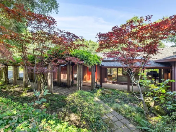 19 Preston Rd, Woodside, CA 94062