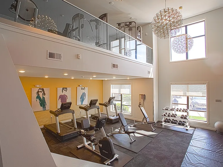 Allure Apartments — Photo 40