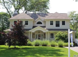 18 Reilly St, West Islip, NY 11795
