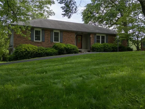 301 Dunns Ln, Richmond, MO 64085