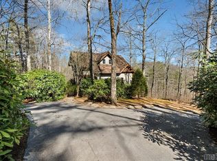 48 Bear Foot Ln, Highlands, NC 28741