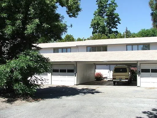 241 S Bruce Ln — Photo 23