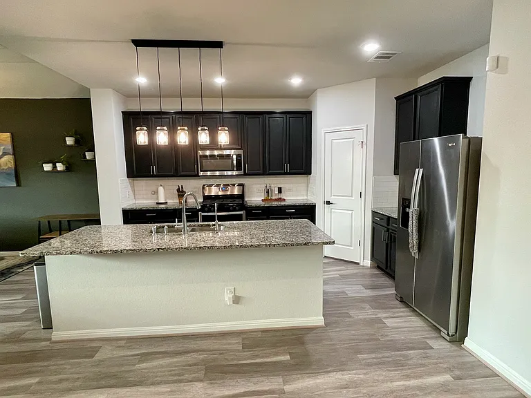 17214 Antioch Ave — Photo 5
