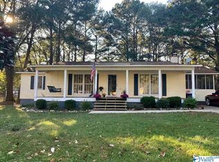 5886 Riveroak Dr S, Southside, AL 35907