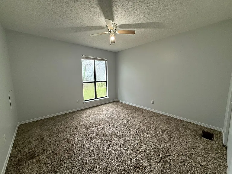 2808 Villa Woods Cir — Photo 18