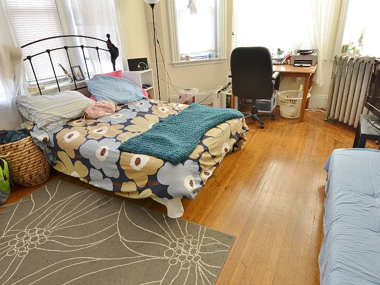 56 Queensberry St #4 — Photo 13