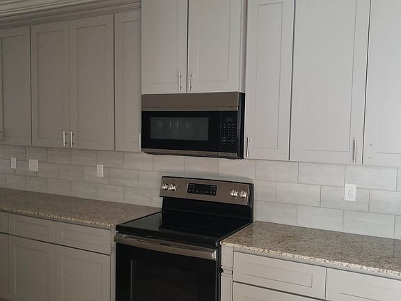 3rd image of 114 Duhon St