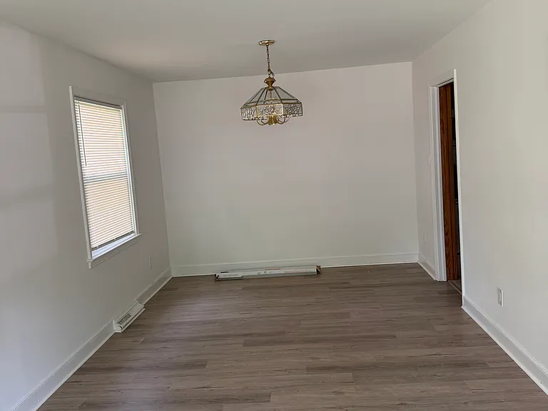 8421 Kalb Rd — Photo 4