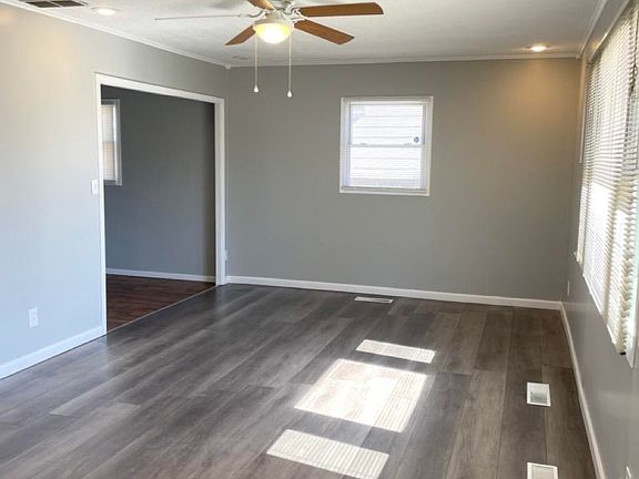 3rd image of 6656 Decatur St