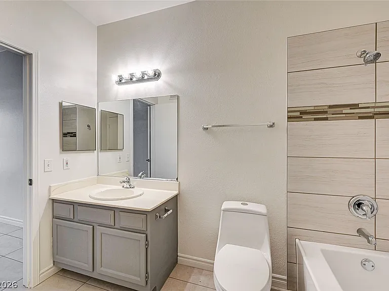 9000 Las Vegas Blvd S #1008 — Photo 38