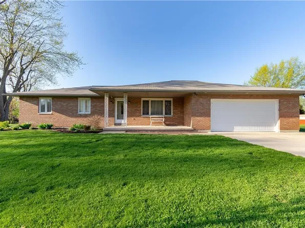 961 Heidi Rd, Bellefontaine, OH 43311