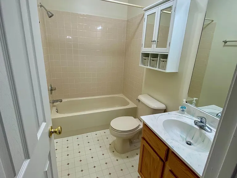 9504 S Royal Crest Ct — Photo 31