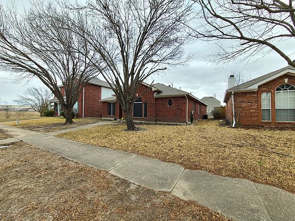 2nd image of 1459 Vanderbilt Ln
