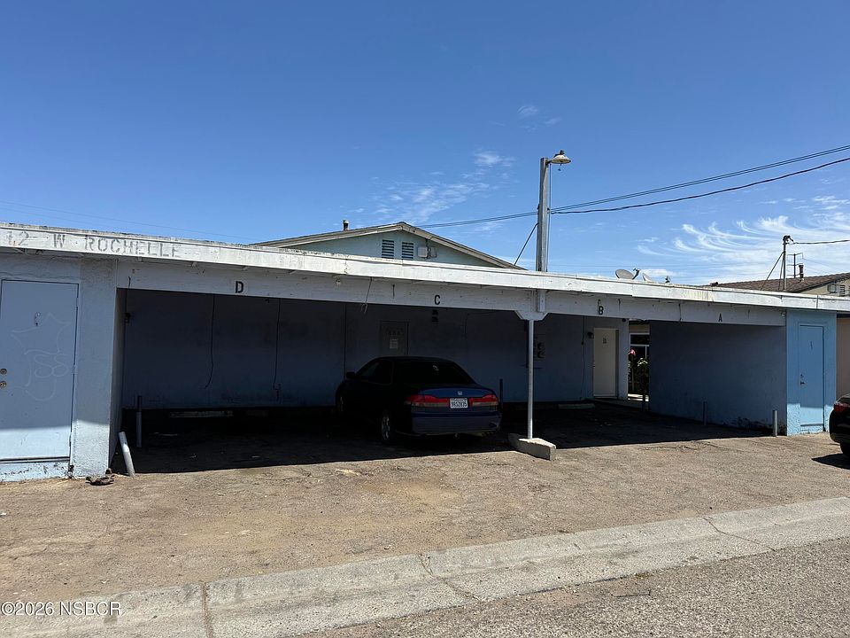 2nd image of 312 Roschelle Ln