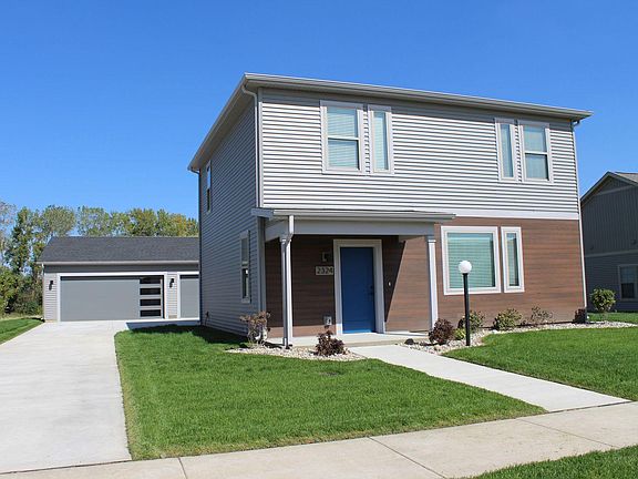 2nd image of 2324 Lovie Ln