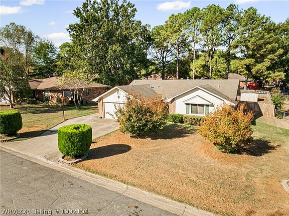 3rd image of 2007 Foster Branch Ln
