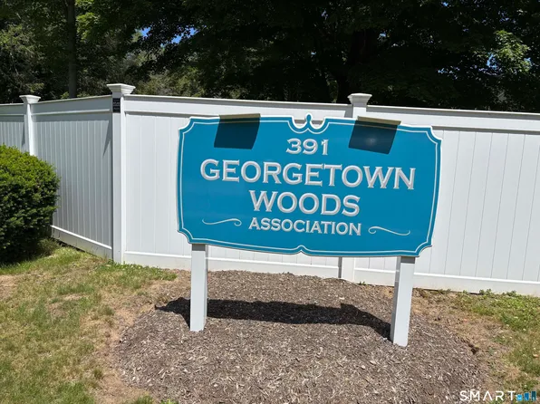 391 Main Street #308, Deep River, CT 06417