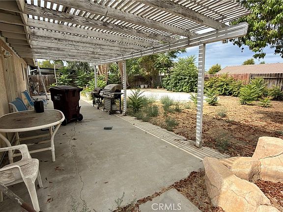 4th image of 29765 Park City Ave