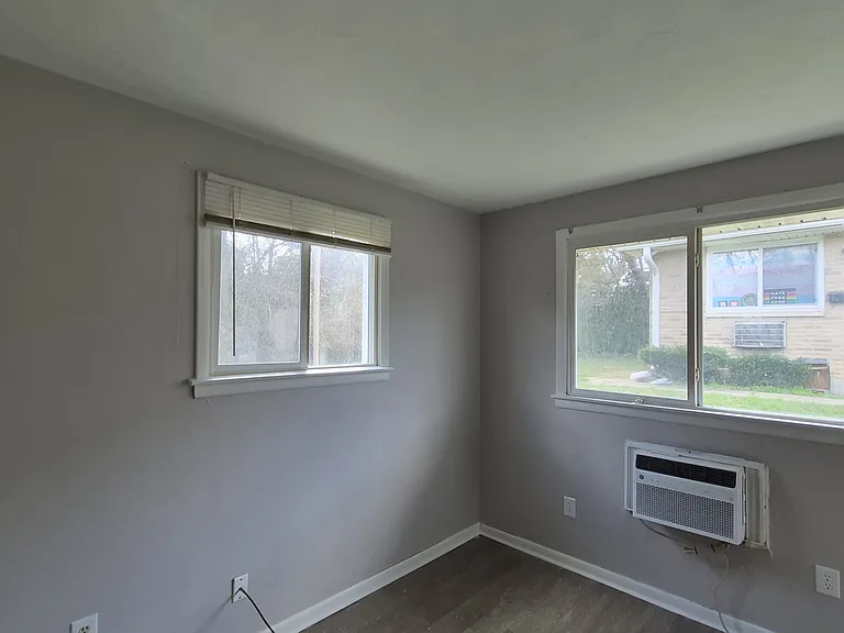 250 E Nottingham Rd #3 — Photo 3