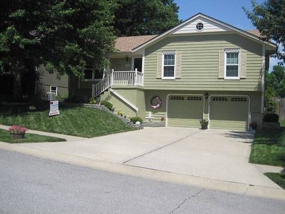 1st image of 3113 S Viking Ct