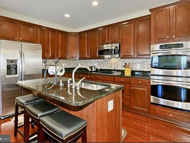 6216 Lawson Dr — Photo 6