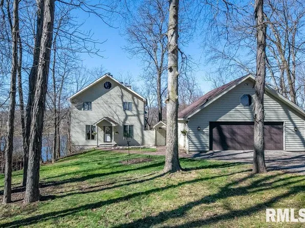 7055 Siesta Dr, Delavan, IL 61734