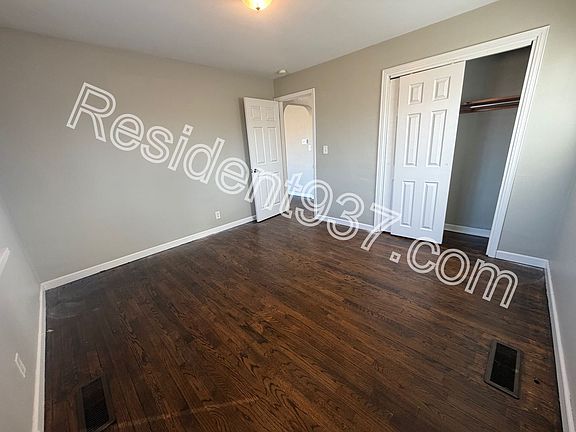 5th image of 1750 E Dorothy Ln