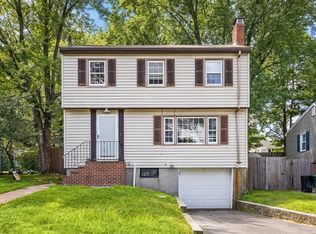 133 Salman St, West Roxbury, MA 02132