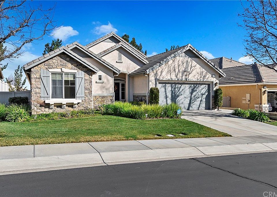 160 Salt Crk Beaumont CA 92223 Zillow