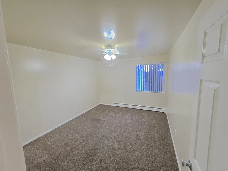 Aspen Leaf Apartments — Photo 9