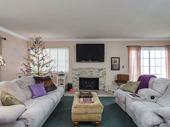 2nd image of 20305 Damietta Dr
