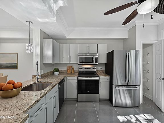 2nd image of 533 NE 3rd Avenue #221