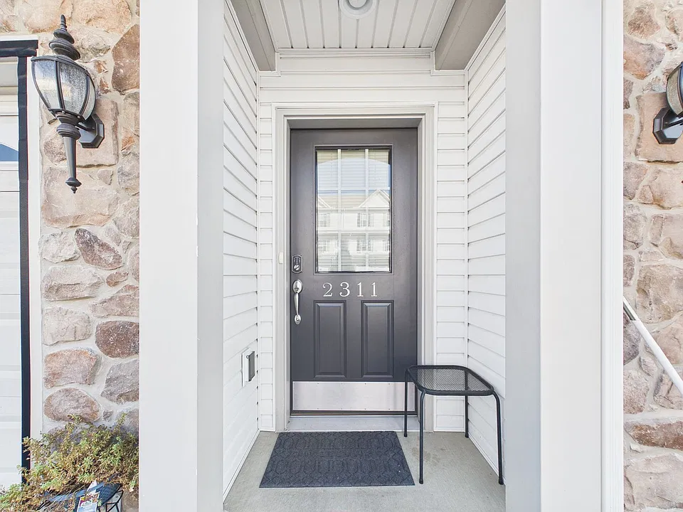 2311 Bartlett Rd