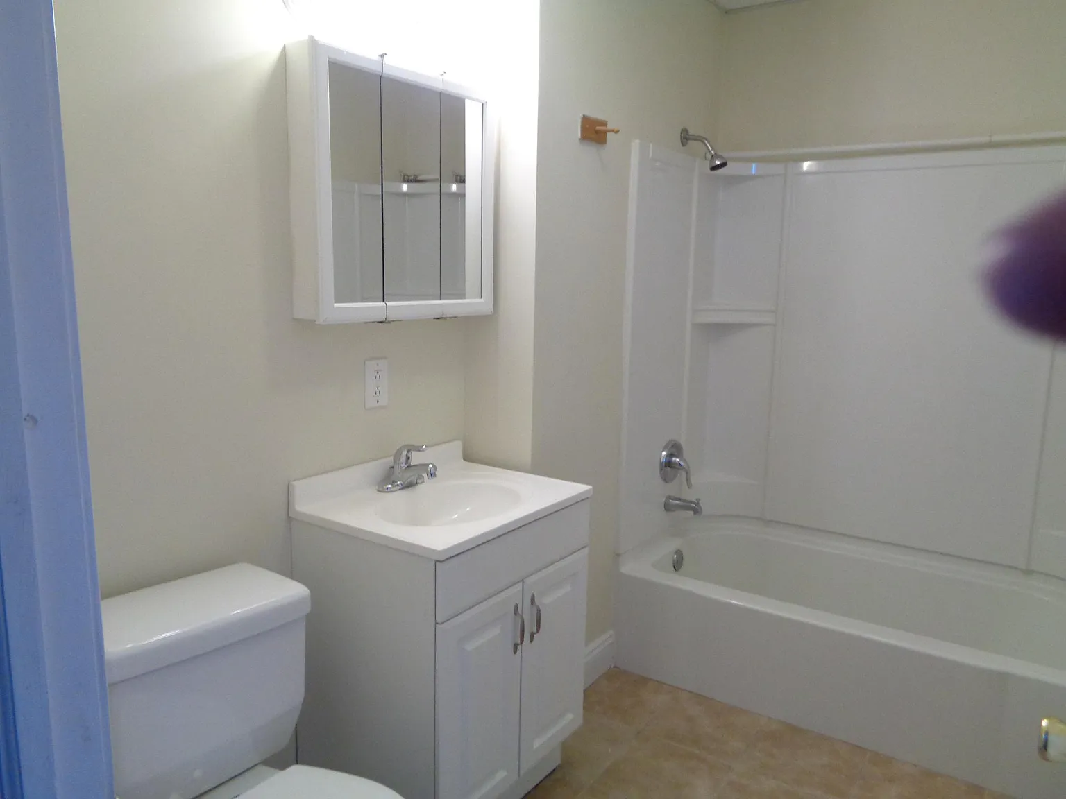 86 Alder St — Photo 4