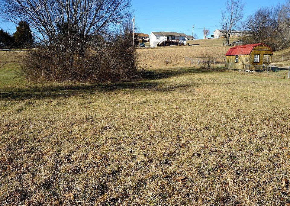 2nd image of 970 Highway 25 E #70