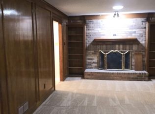 2145 Willow Pl #A, Carrollton, TX 75006