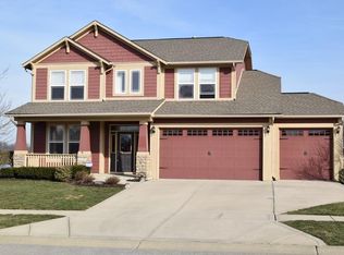907 S Summerhaven Ct, New Palestine, IN 46163