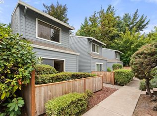 10650 SW Del Monte Dr, Portland, OR 97224