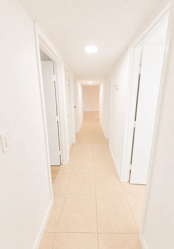 3 bed, 2.0 bath, 1289 sqft, $1,800 — Photo 3