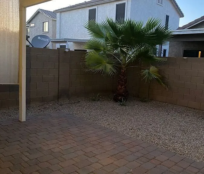 17648 W Lisbon Ln — Photo 33