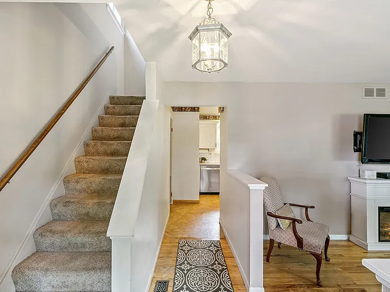 30215 Stockton Ave — Photo 25