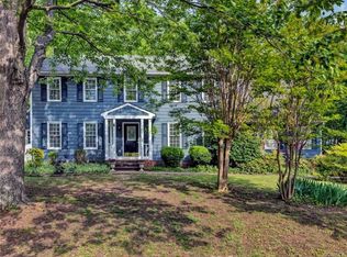 2341 Corner Rock Rd, Midlothian, VA 23113