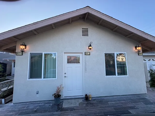9 Eccelstone Cir #3 — Photo 3