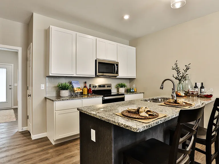 Creekside Landing — Photo 15