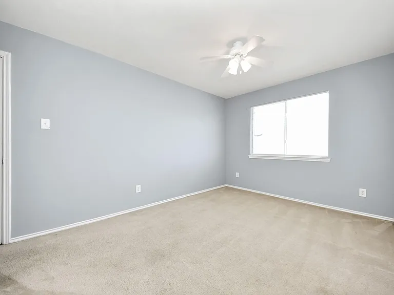 14423 Hillard Green Ln — Photo 28