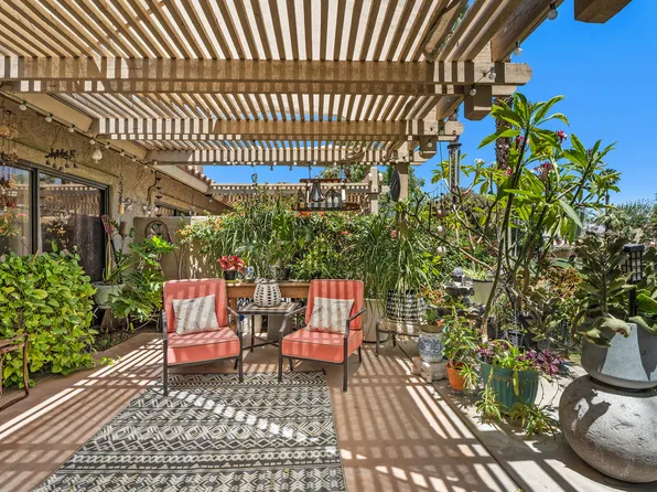 41644 Woodhaven Dr E, Palm Desert, CA 92211