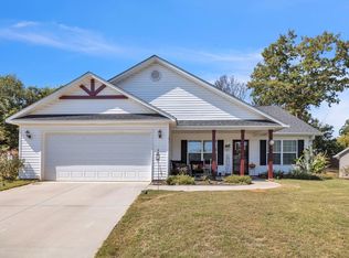 111 Turquoise Dr, Central, SC 29630
